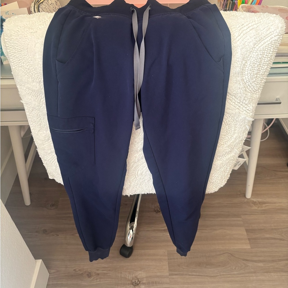 Figs Zamora Scrubs